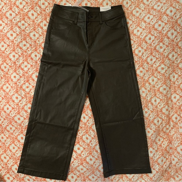 Chicos | Coated Wide Leg Cropped Denim Pant in Taupe | Sz: 12 - Picture 4 of 6